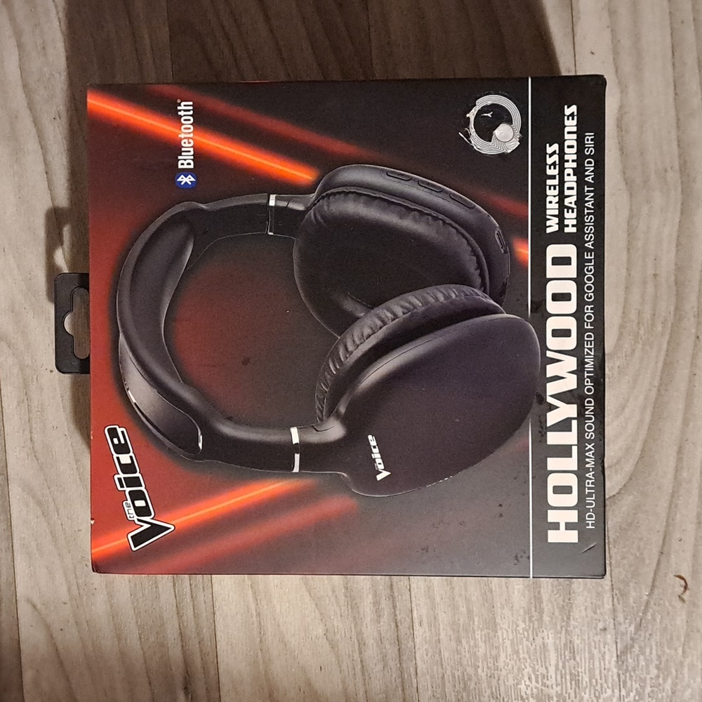 Headphones 🎧